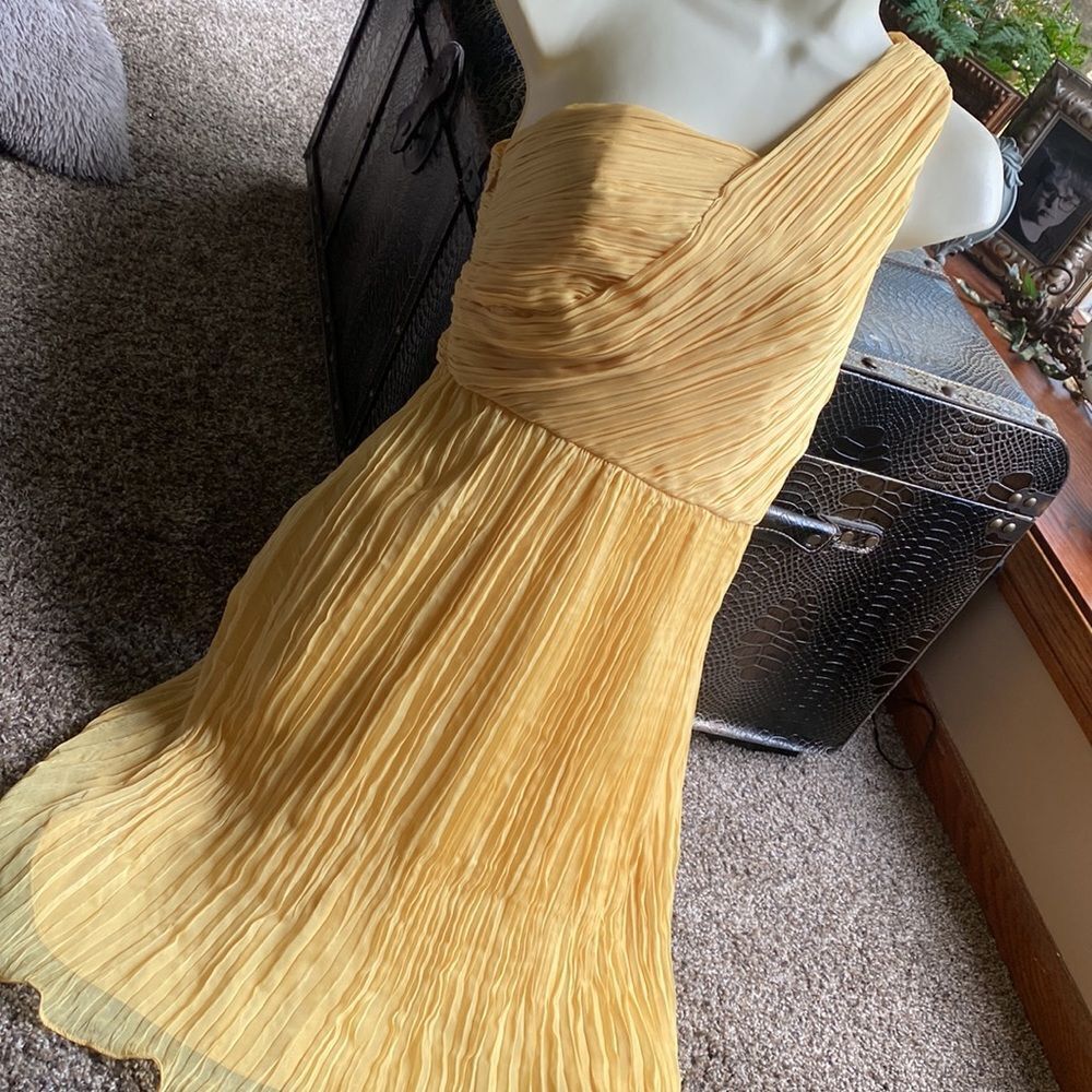 The Limited {Express}  Event Formal Cocktail Party Dress Buttercream Yellow XXS